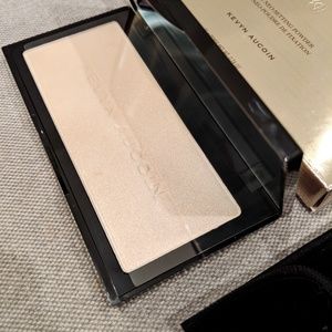 NIB Keyvn Aucoin Neo-Setting Powder